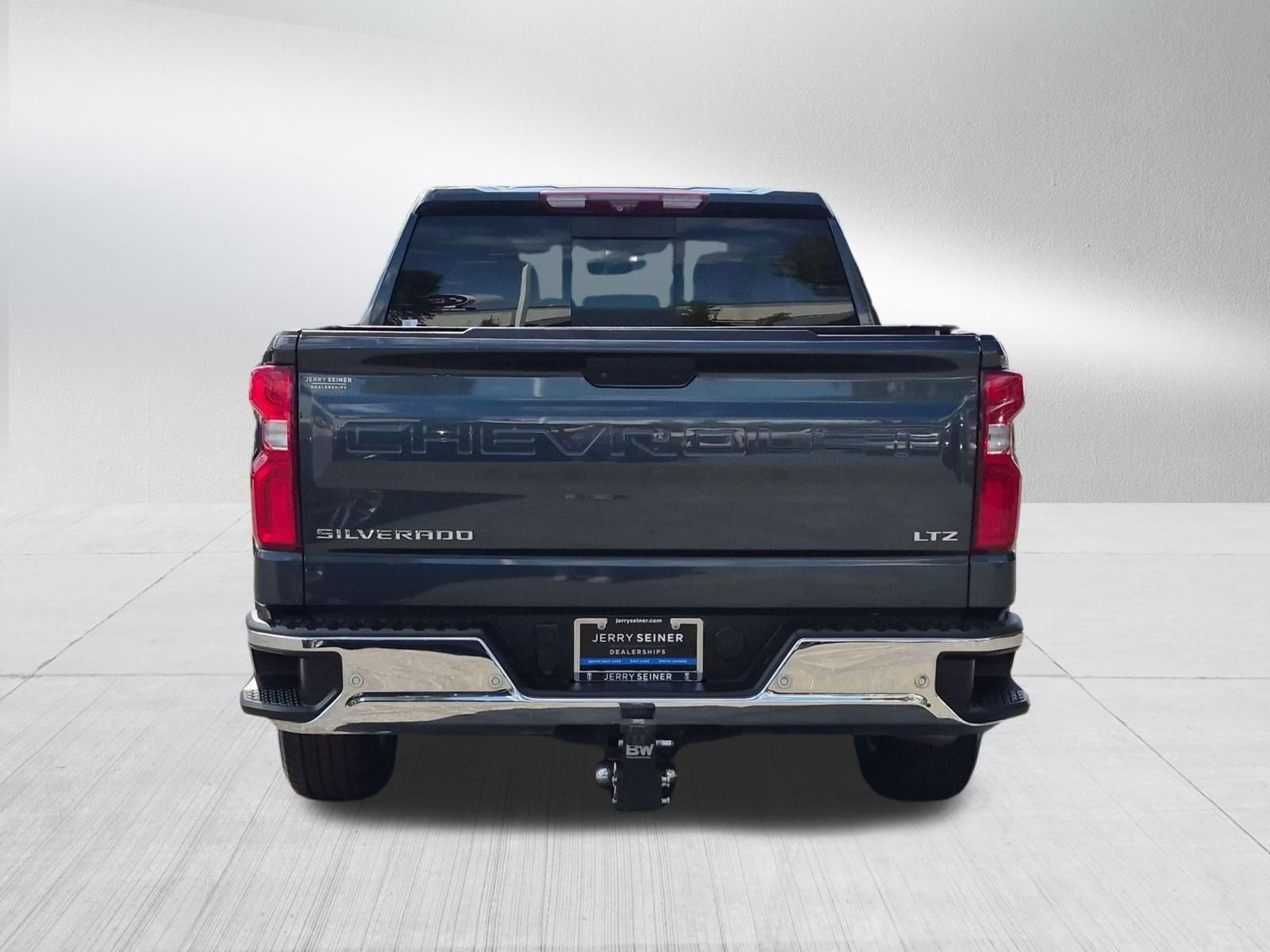 Certified 2021 Chevrolet Silverado 1500 LTZ w/ LTZ Premium Package AWD/4WD image 5