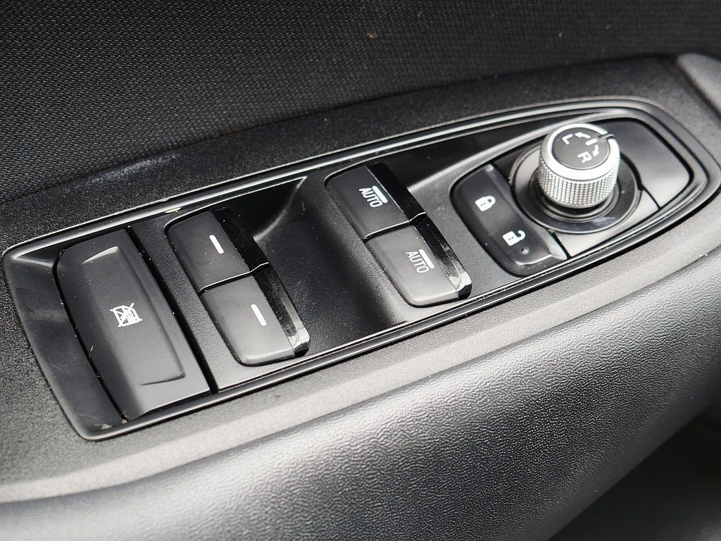Used 2024 Subaru Outback Premium AWD/4WD image 24