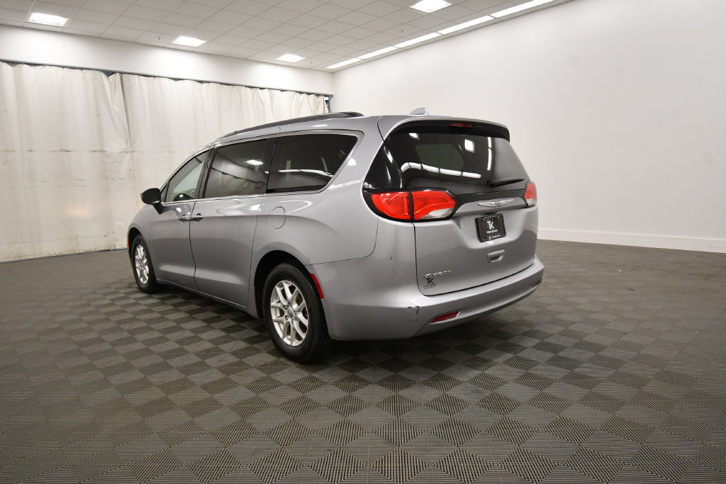 Used 2020 Chrysler Voyager Lxi FWD image 5
