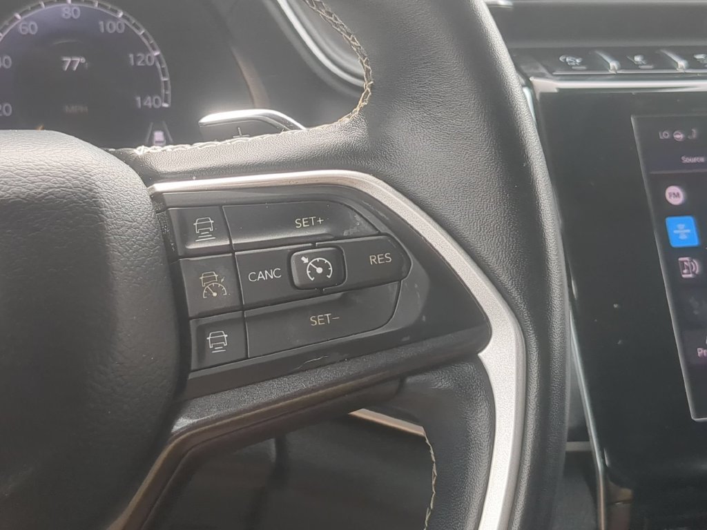 Used 2022 Jeep Grand Cherokee L Laredo w/ Luxury Tech Group I AWD/4WD image 19