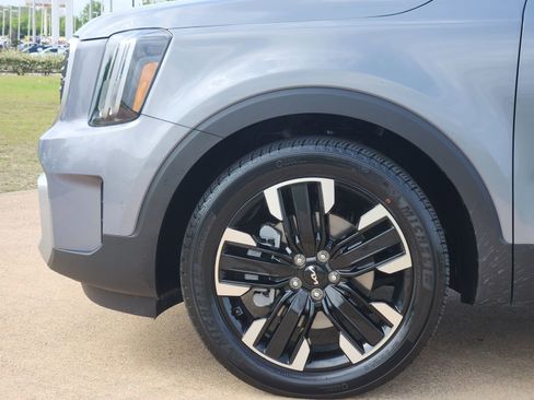 Used 2024 Kia Telluride SX Prestige AWD/4WD image 13