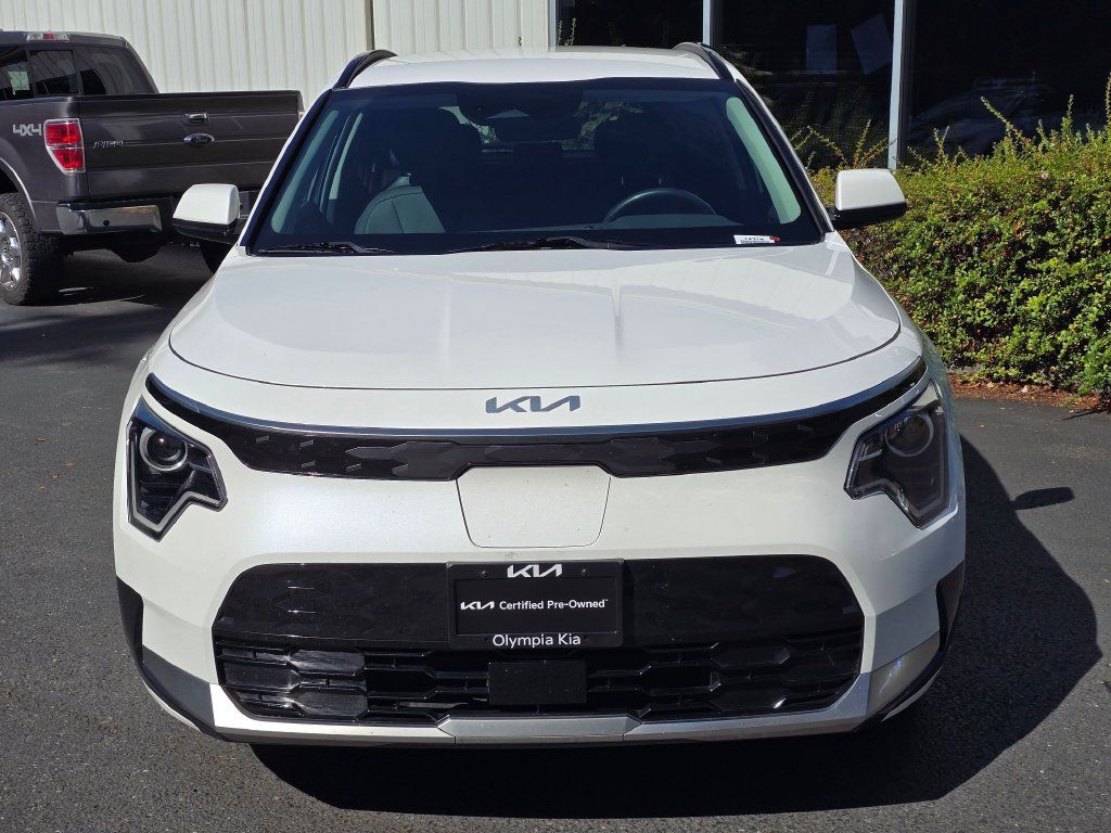 Certified 2023 Kia Niro Wind w/ Wind Preserve Package FWD image 2