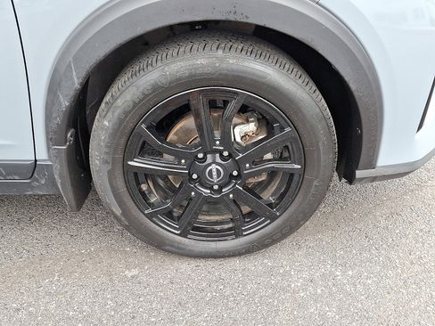 Certified 2024 Nissan Kicks SR w/ SR Premium Package image 8