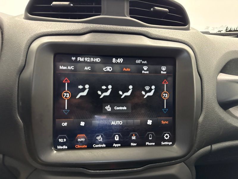 Used 2020 Jeep Renegade Trailhawk w/ Premium Leather Group AWD/4WD image 29