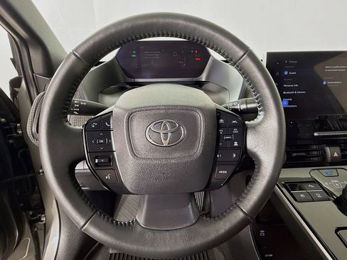 Used 2025 Toyota bZ4X XLE w/ Weather Package image 11