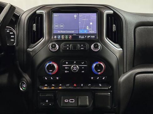 Used 2021 GMC Sierra 1500 AT4 w/ AT4 Premium Package AWD/4WD image 24
