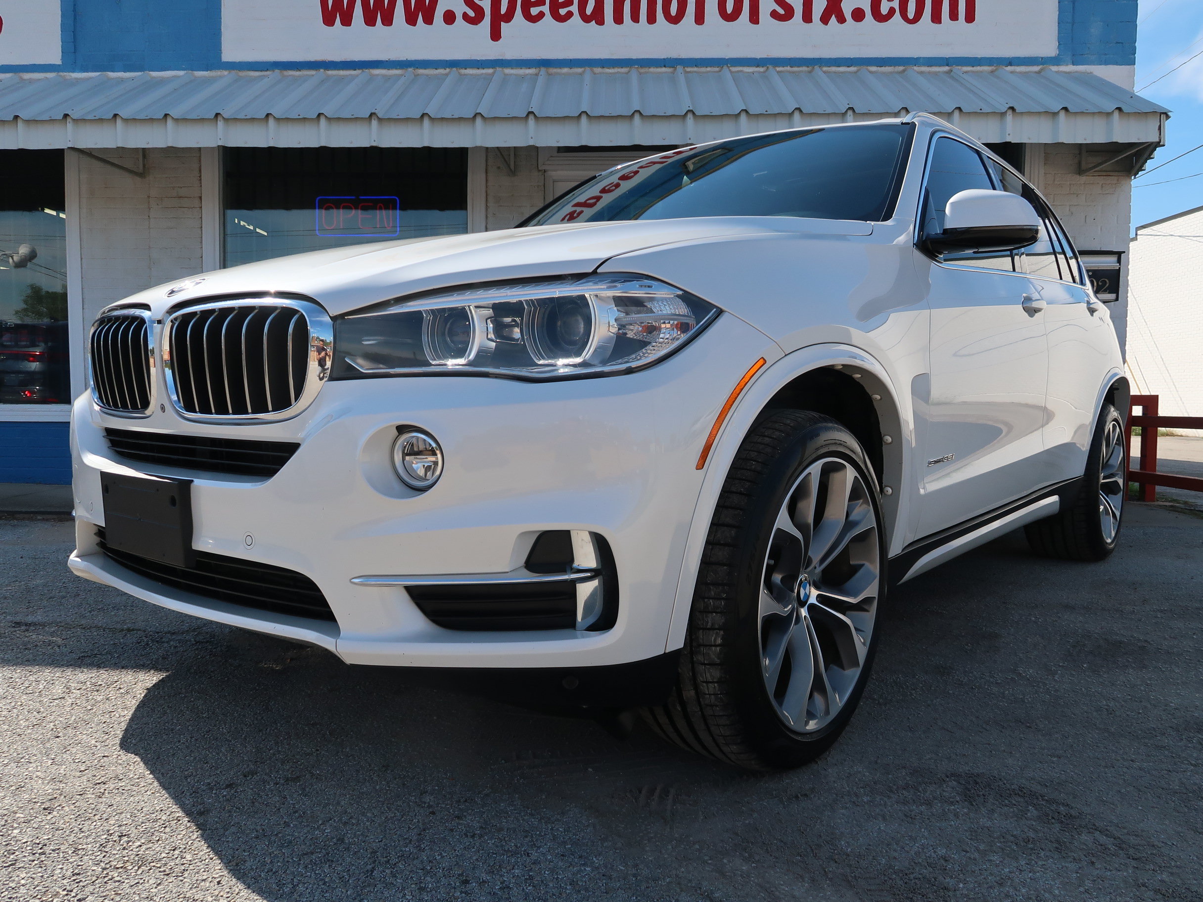 Used 2017 BMW X5 sDrive35i RWD image 5