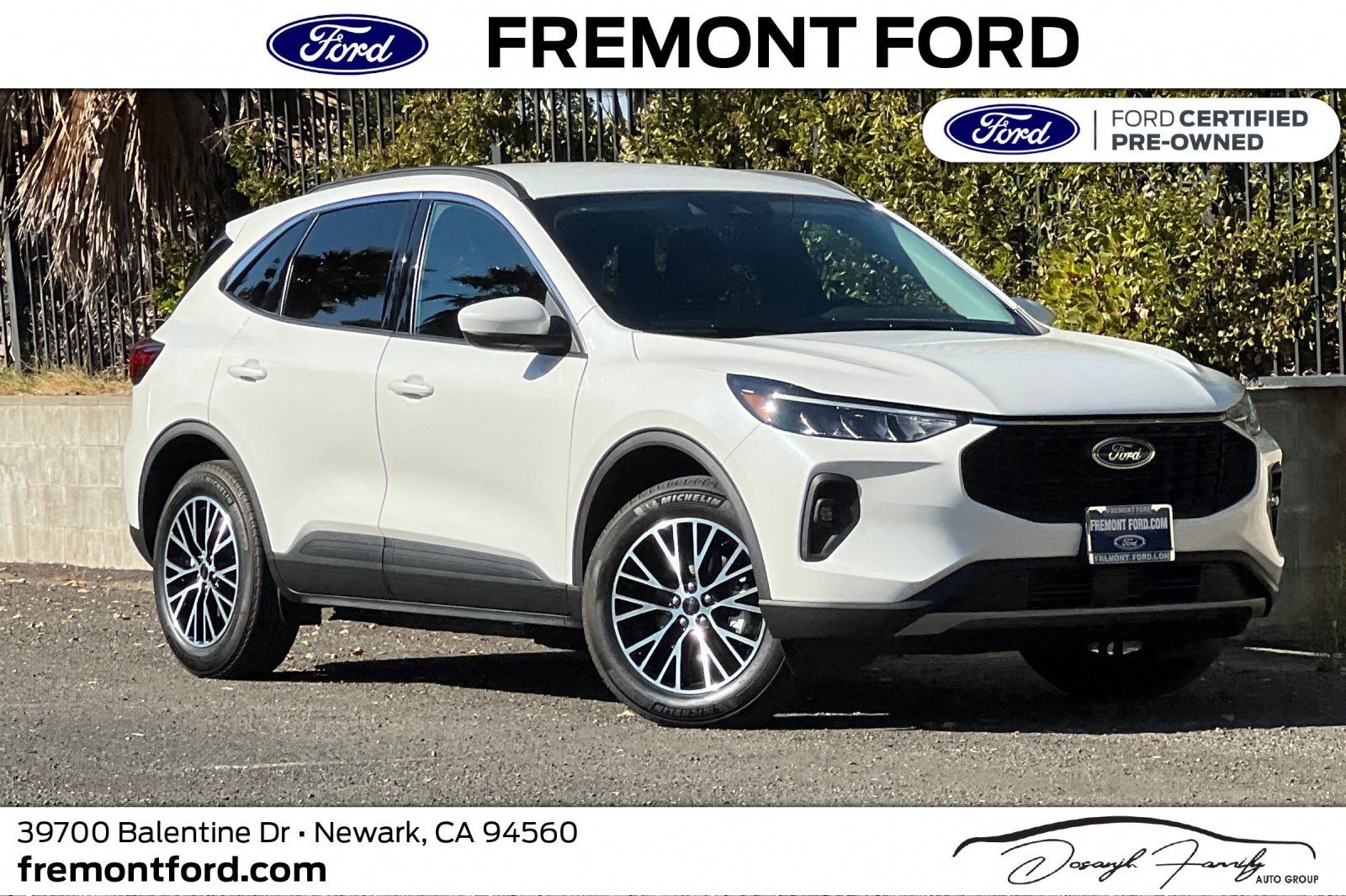 Certified 2024 Ford Escape SE FWD image 1