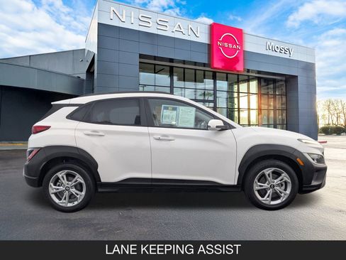 Used 2023 Hyundai Kona SEL image 6