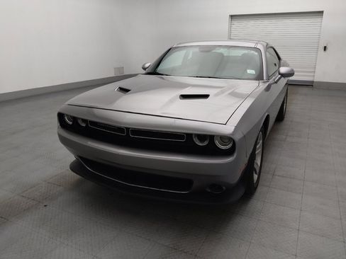 Used 2017 Dodge Challenger SXT RWD image 15
