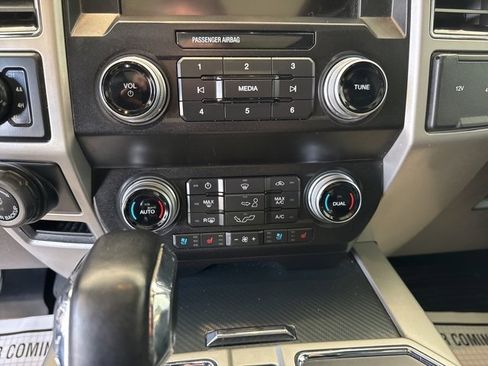Used 2020 Ford F150 Lariat w/ Equipment Group 502A Luxury image 15