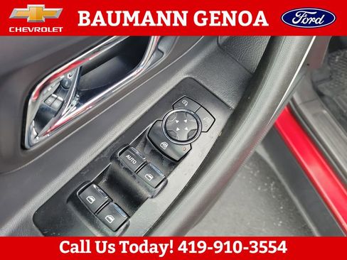 Used 2015 Ford Taurus SEL w/ Equipment Group 201A FWD image 11