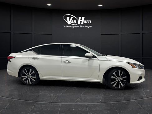 Used 2020 Nissan Altima 2.5 Platinum AWD/4WD image 8