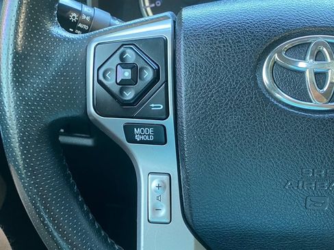 Used 2016 Toyota 4Runner Limited AWD/4WD image 25