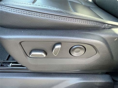 Certified 2022 GMC Sierra 1500 Denali image 17