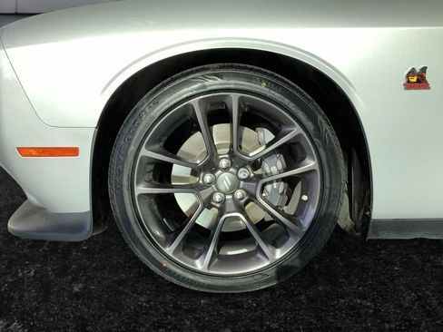 Used 2022 Dodge Challenger R/T Scat Pack RWD image 26