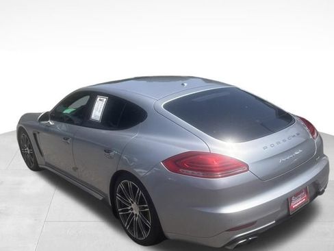 Used 2015 Porsche Panamera AWD/4WD image 17