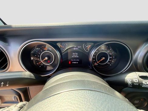 Used 2023 Jeep Wrangler Unlimited Sport AWD/4WD image 35