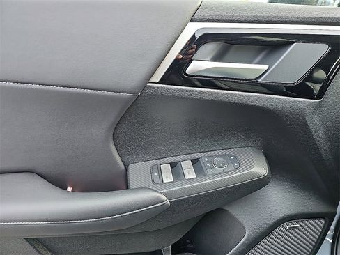 New 2026 Mitsubishi Outlander Trail Edition image 8