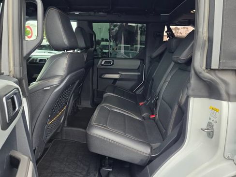 Used 2023 Ford Bronco Badlands AWD/4WD image 18