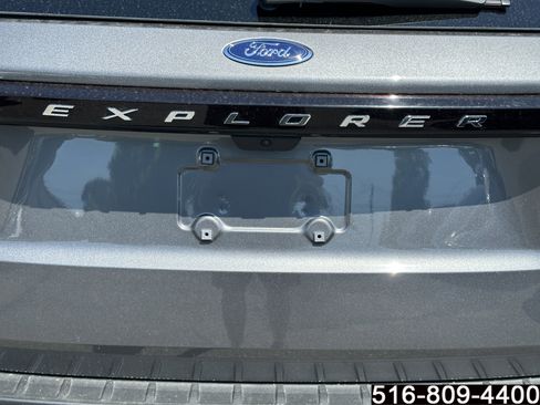 Used 2025 Ford Explorer Active AWD/4WD image 40
