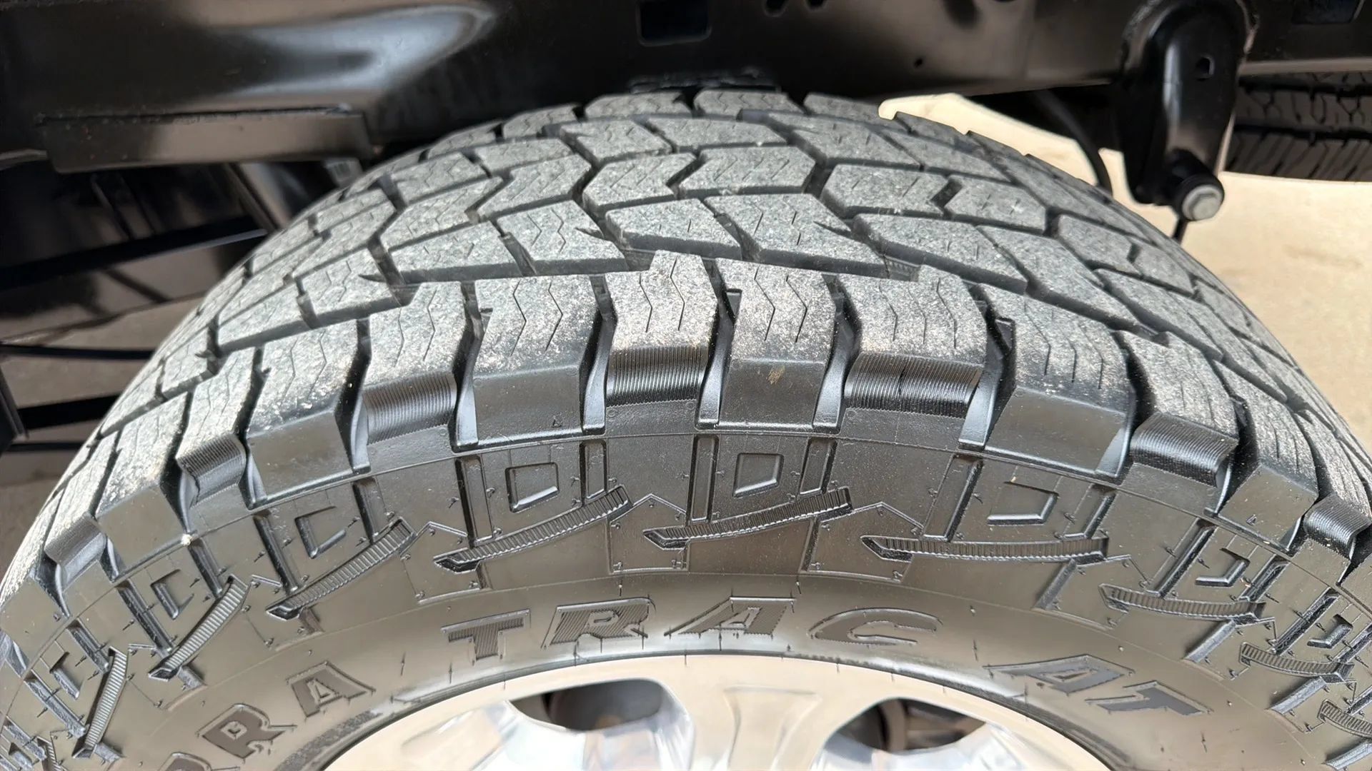 Used 2024 RAM 2500 Big Horn w/ Sport Appearance Package AWD/4WD image 20