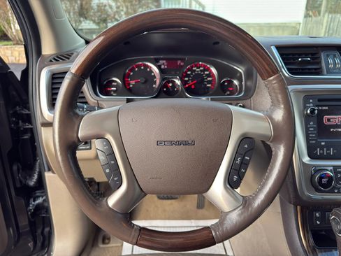 Used 2015 GMC Acadia Denali image 28