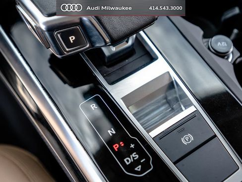 Used 2023 Audi Q7 2.0T Premium Plus w/ Premium Plus Package AWD/4WD image 31