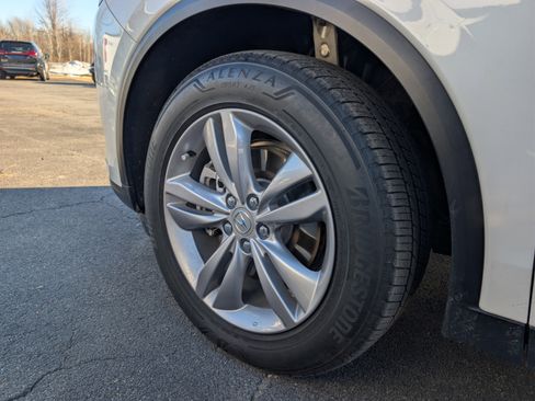 Used 2023 Acura MDX SH-AWD image 12