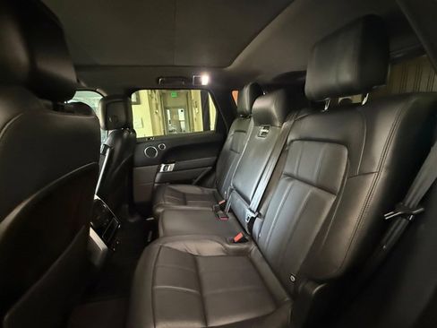 Used 2020 Land Rover Range Rover Sport HSE Dynamic image 6
