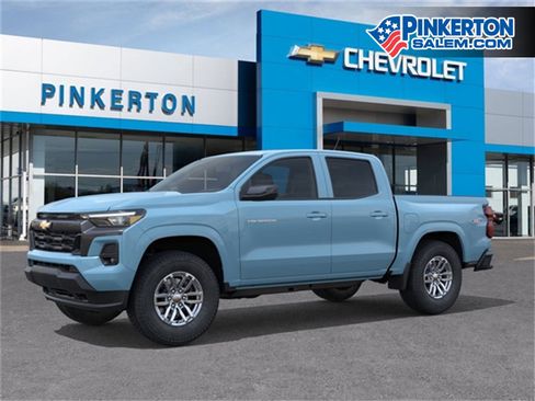 New 2025 Chevrolet Colorado LT w/ LT Convenience Package image 3