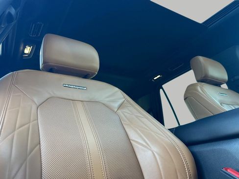 Used 2024 Ford Expedition Platinum AWD/4WD image 17