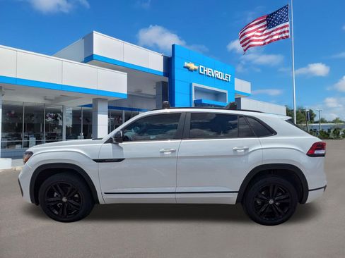 Used 2023 Volkswagen Atlas Cross Sport SEL R-Line AWD/4WD image 6