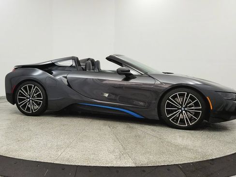 Used 2019 BMW i8 Roadster AWD/4WD image 6