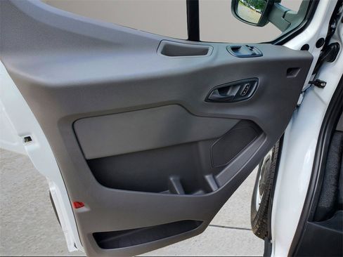 New 2025 Ford Transit 150 Low Roof image 15