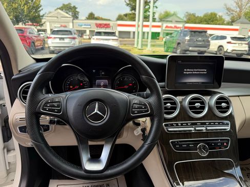 Used 2017 Mercedes-Benz C 300 4MATIC Sedan image 40