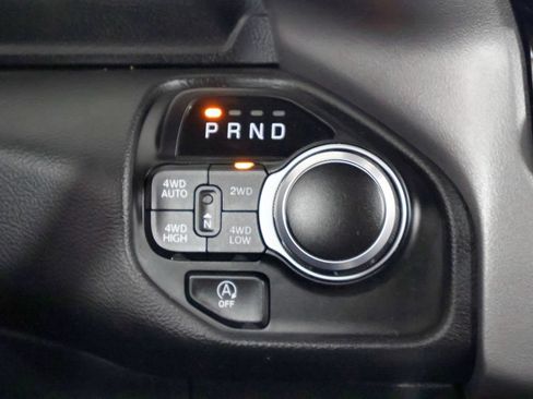 Used 2023 RAM 1500 Big Horn AWD/4WD image 33