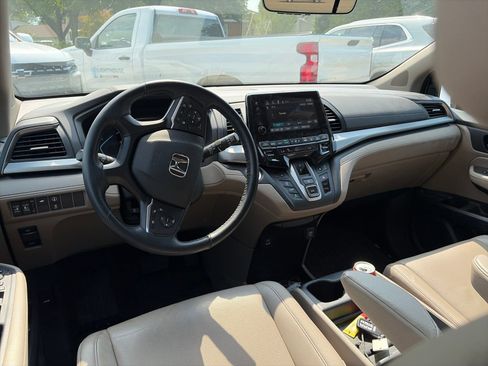 Used 2024 Honda Odyssey EX-L image 4