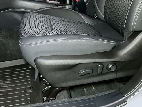 Used 2019 Subaru Forester Premium w/ Popular Package #1 AWD/4WD image 16