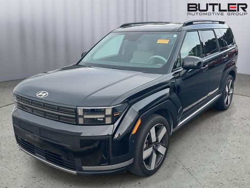 Used 2024 Hyundai Santa Fe Limited image 2