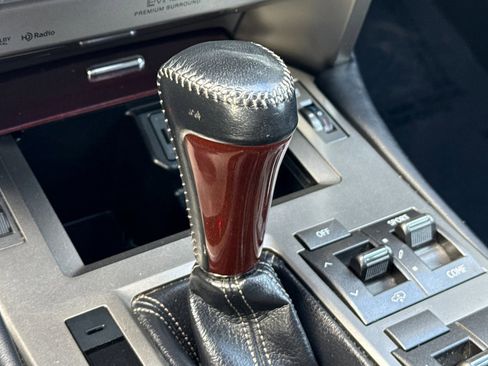 Used 2017 Lexus GX 460 Luxury w/ Preferred Accessory Package image 16