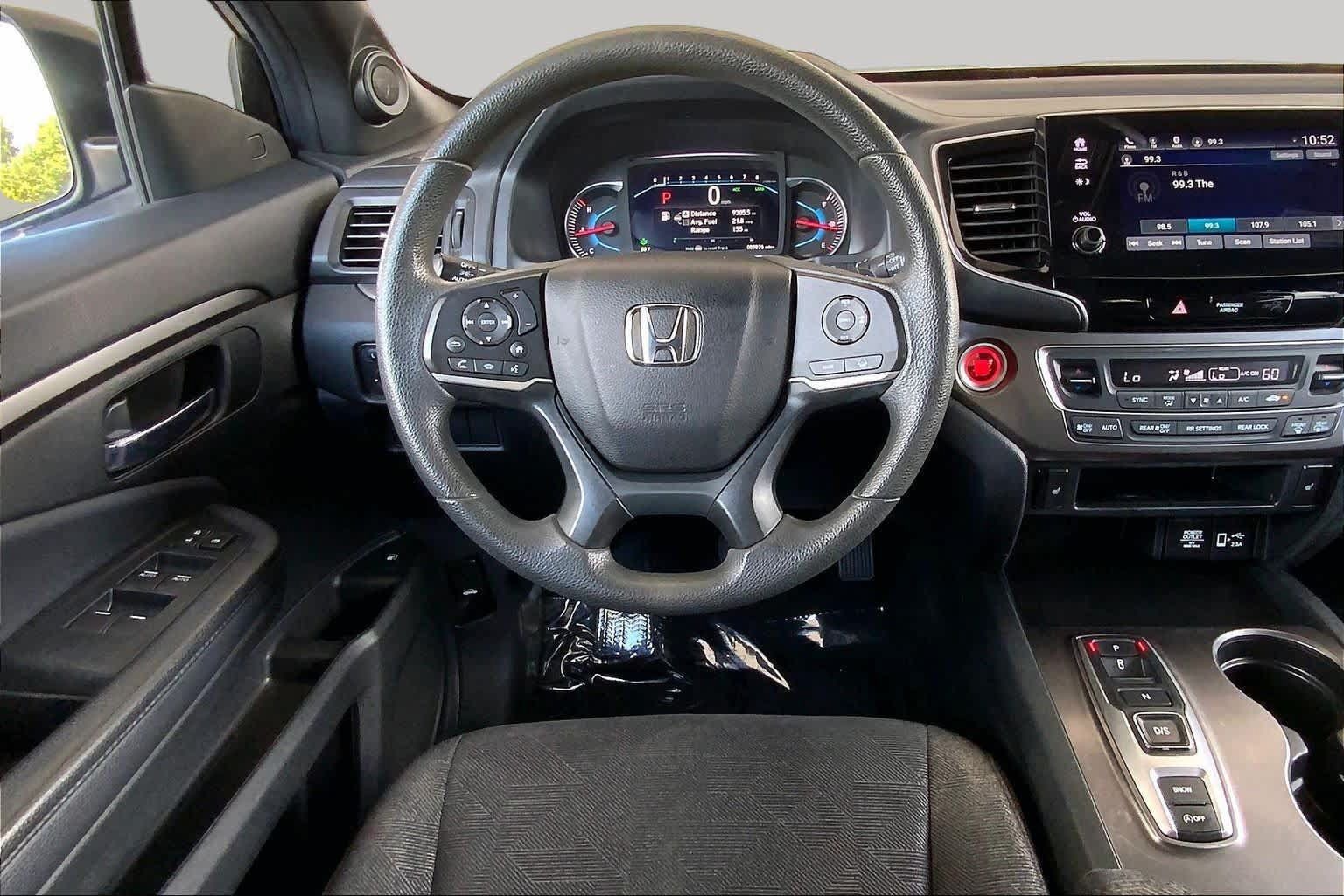 Used 2022 Honda Pilot Sport image 6