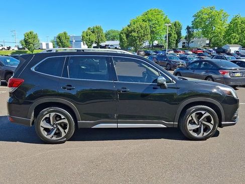Used 2023 Subaru Forester Touring w/ Popular Package #2 AWD/4WD image 7