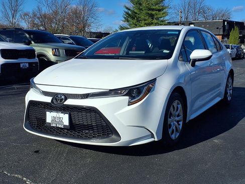 Used 2022 Toyota Corolla LE image 28