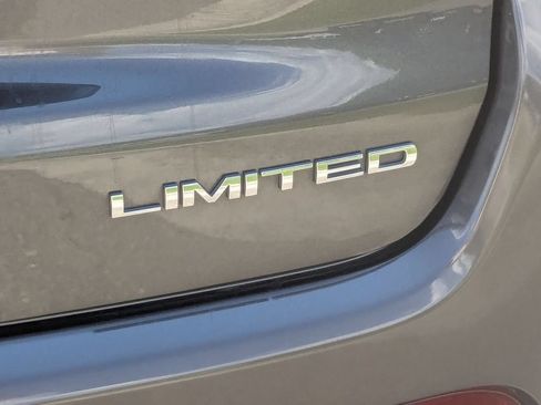 Used 2023 Jeep Compass Limited AWD/4WD image 13