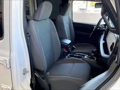 Used 2024 Jeep Wrangler Unlimited AWD/4WD image 6