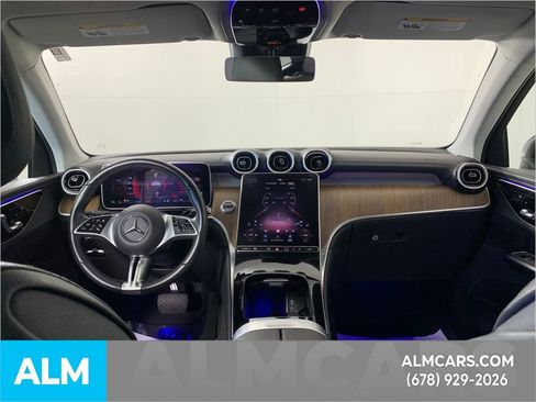 Used 2023 Mercedes-Benz GLC 300 image 34