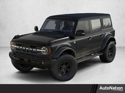 New 2025 Ford Bronco Outer Banks w/ Sasquatch Package