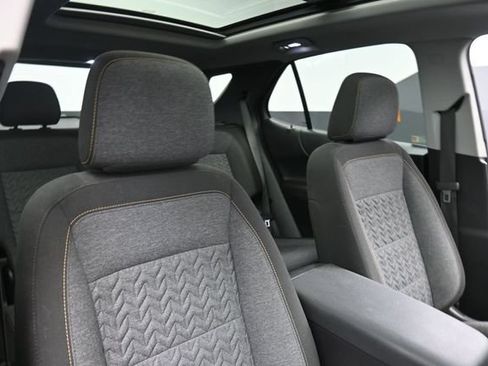 Used 2022 Chevrolet Equinox LT FWD image 27