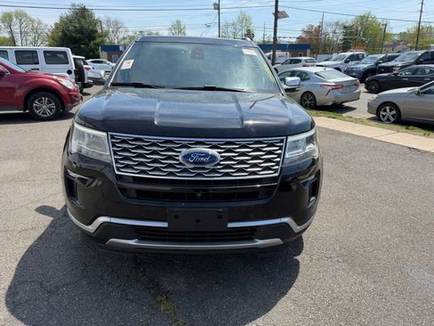 Used 2018 Ford Explorer Platinum AWD/4WD image 17